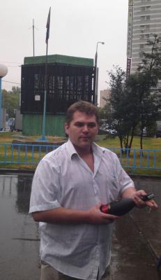 коньяк за иск к Онищенко.jpg